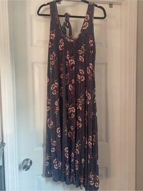 Sleeveless Latched Mama Petite Maternity/Nursing Romper Floral Purple